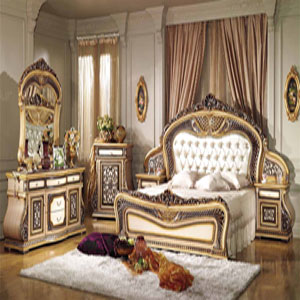 интерьер спальни в классическом стиле.jpg